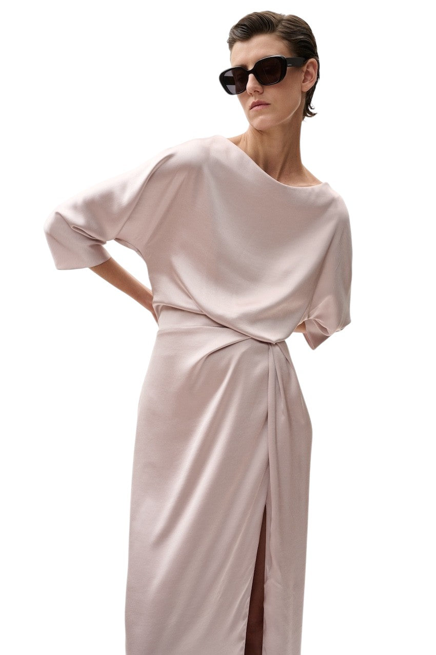 Dameskleding modecollecties lente zomer 2025 Artson Fashion