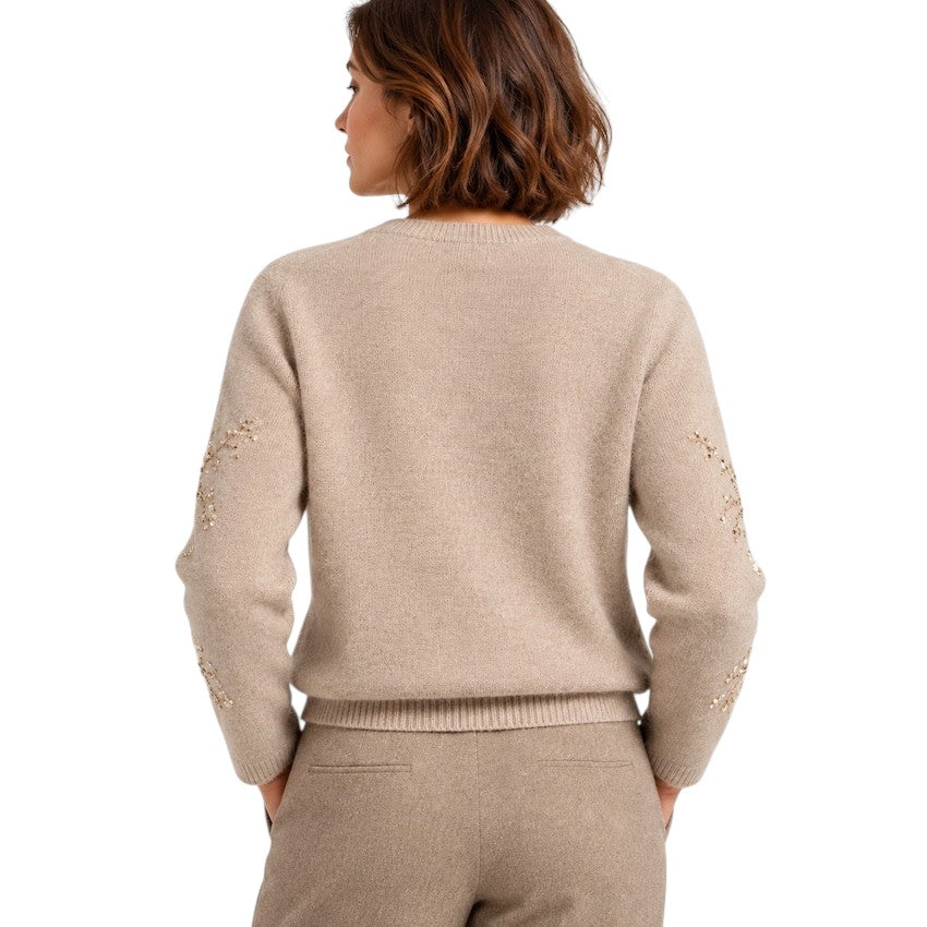 Hemisphere damesvest taupe — achteraanzicht op model