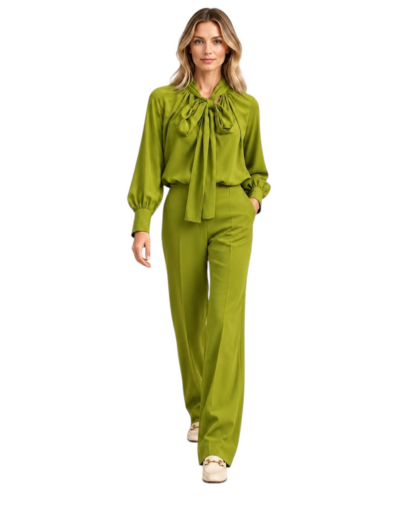 Natan Collection pantalon femme vert — vue de face sur mannequin